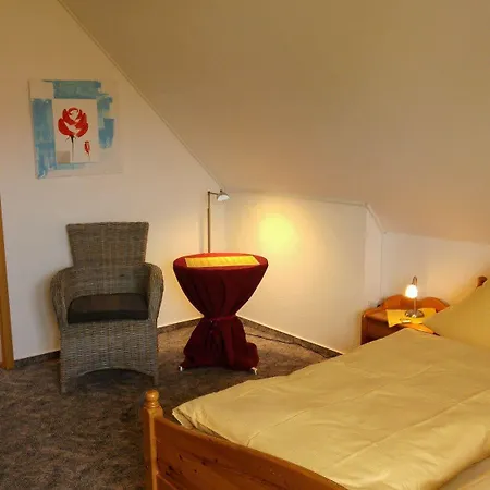 Naturwert Garni Ursula 3* Крумхёрн